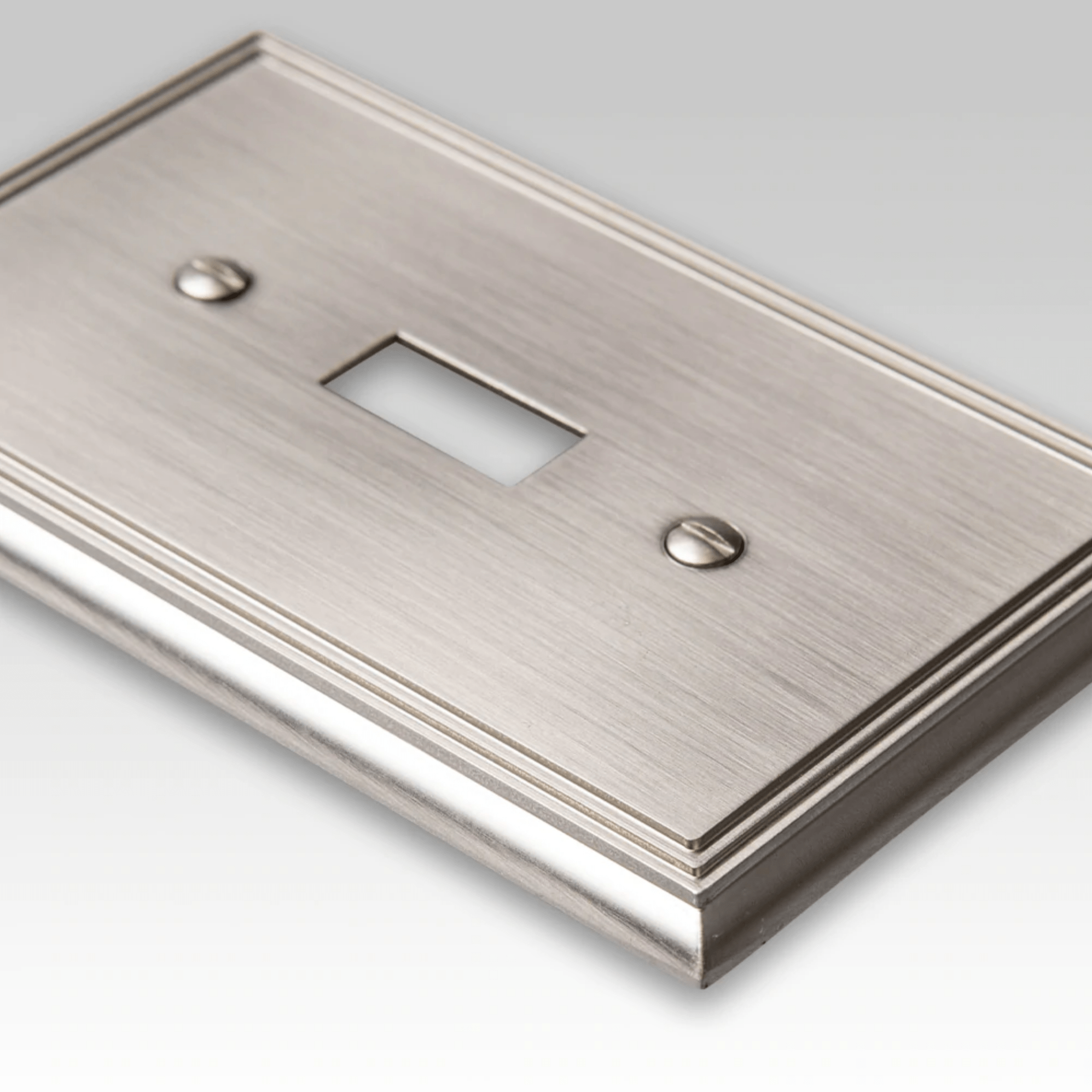 Placa de pared con conector para cable de fundición de níquel cepillado de Metro Line