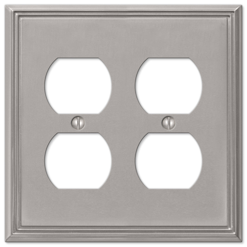 Placa de pared de níquel cepillado fundido de la línea Metro - 2 dúplex