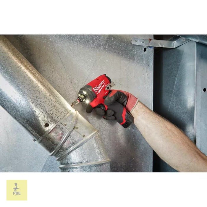Atornillador de impacto hexagonal Milwaukee M12 FUEL™ de 1/4" - 12 V, batería de iones de litio, sin escobillas (solo herramienta) 3453-20