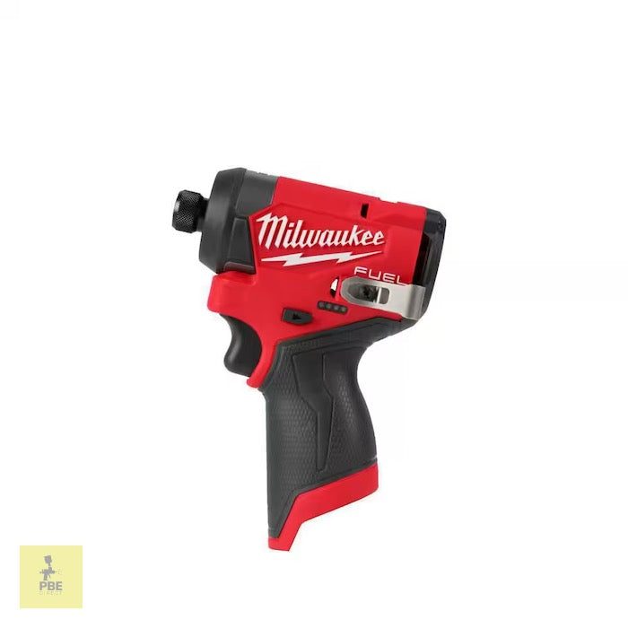 Atornillador de impacto hexagonal Milwaukee M12 FUEL™ de 1/4" - 12 V, batería de iones de litio, sin escobillas (solo herramienta) 3453-20