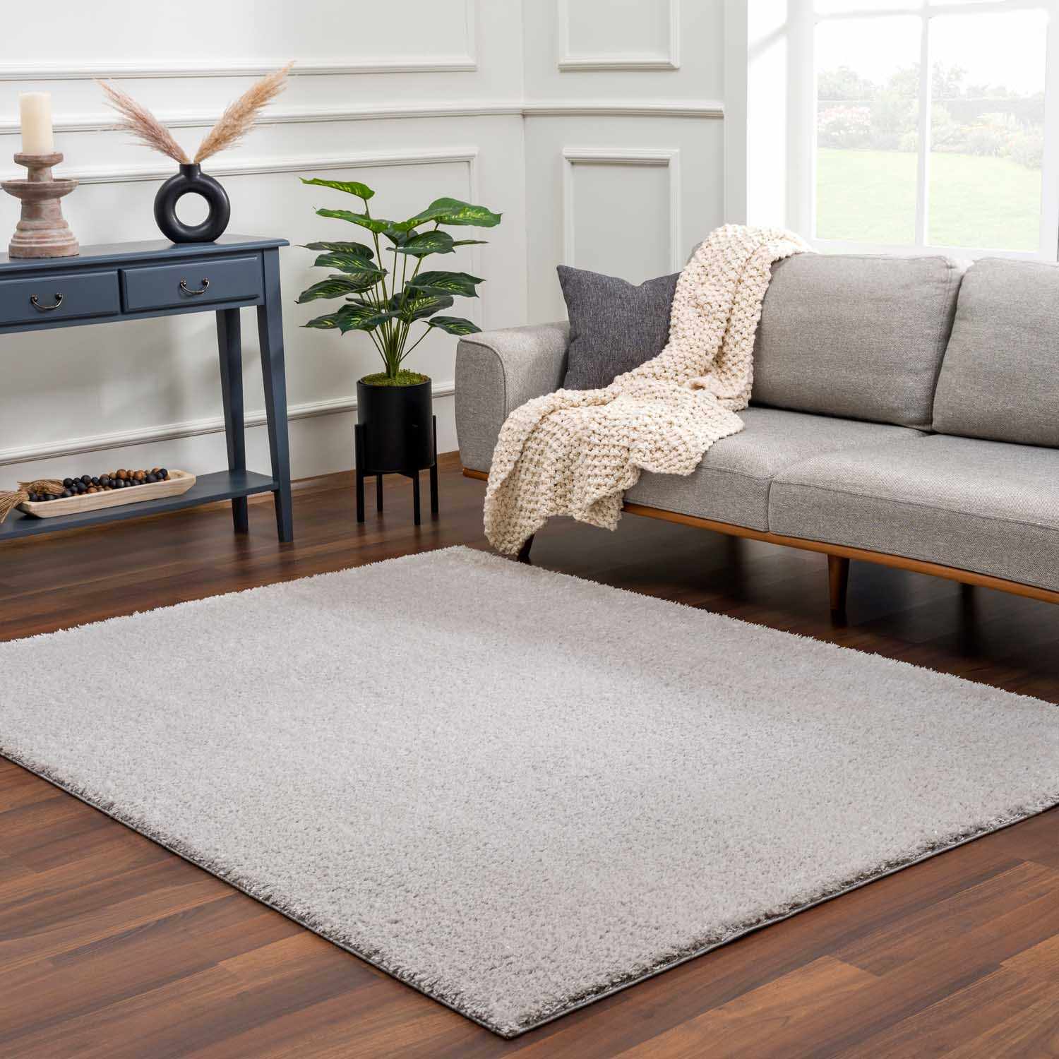 Alfombra de felpa Heavenly Solid Light Gray - Liquidación