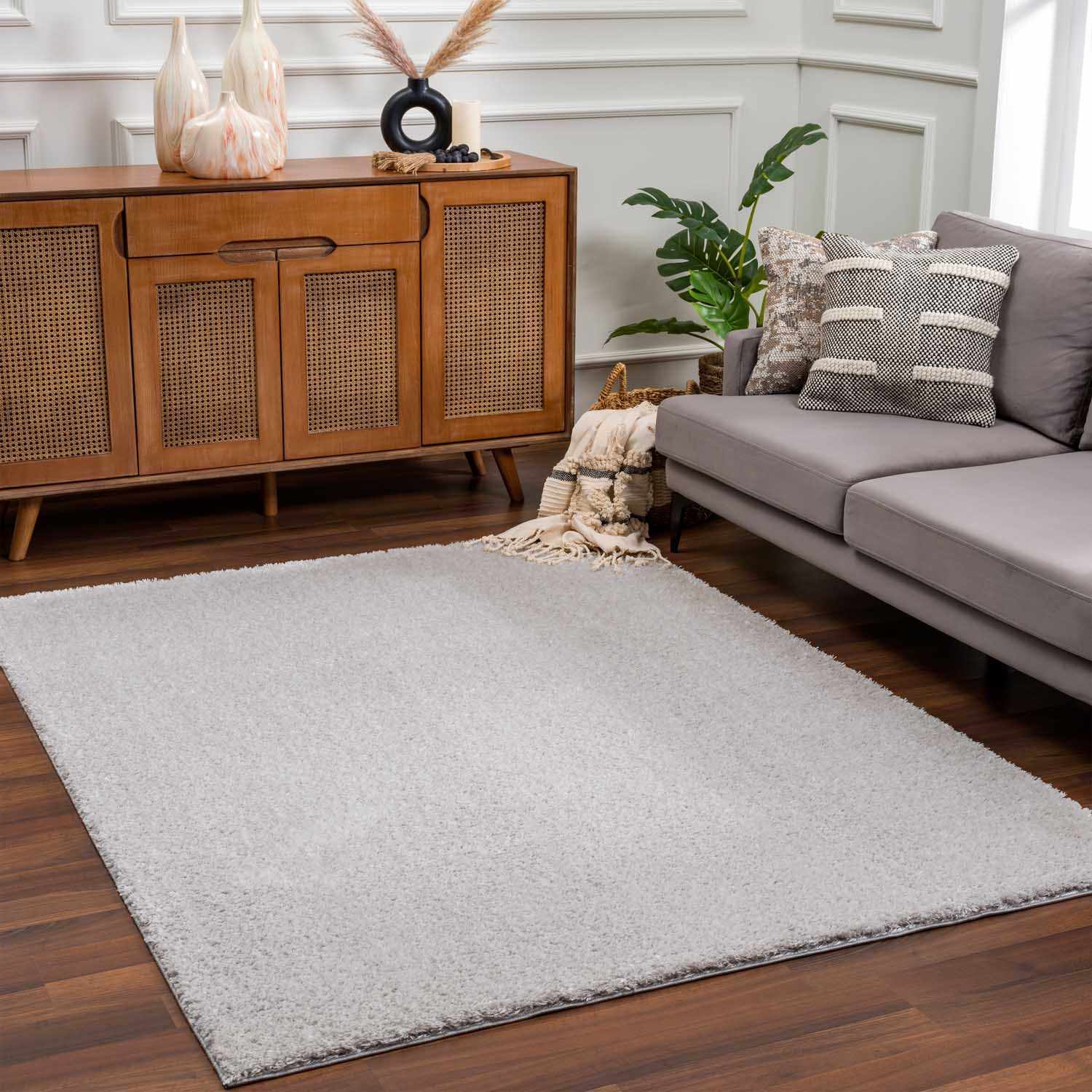 Alfombra de felpa Heavenly Solid Light Gray - Liquidación