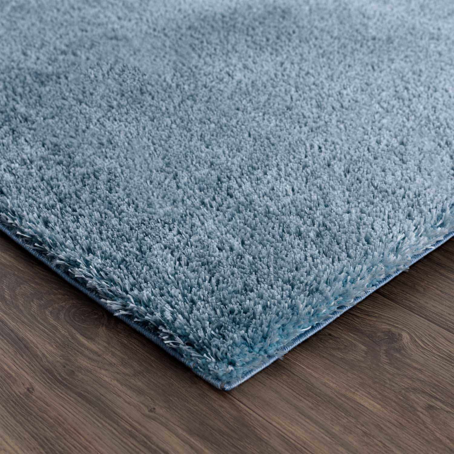 Alfombra de felpa azul sólida Heavenly - Liquidación