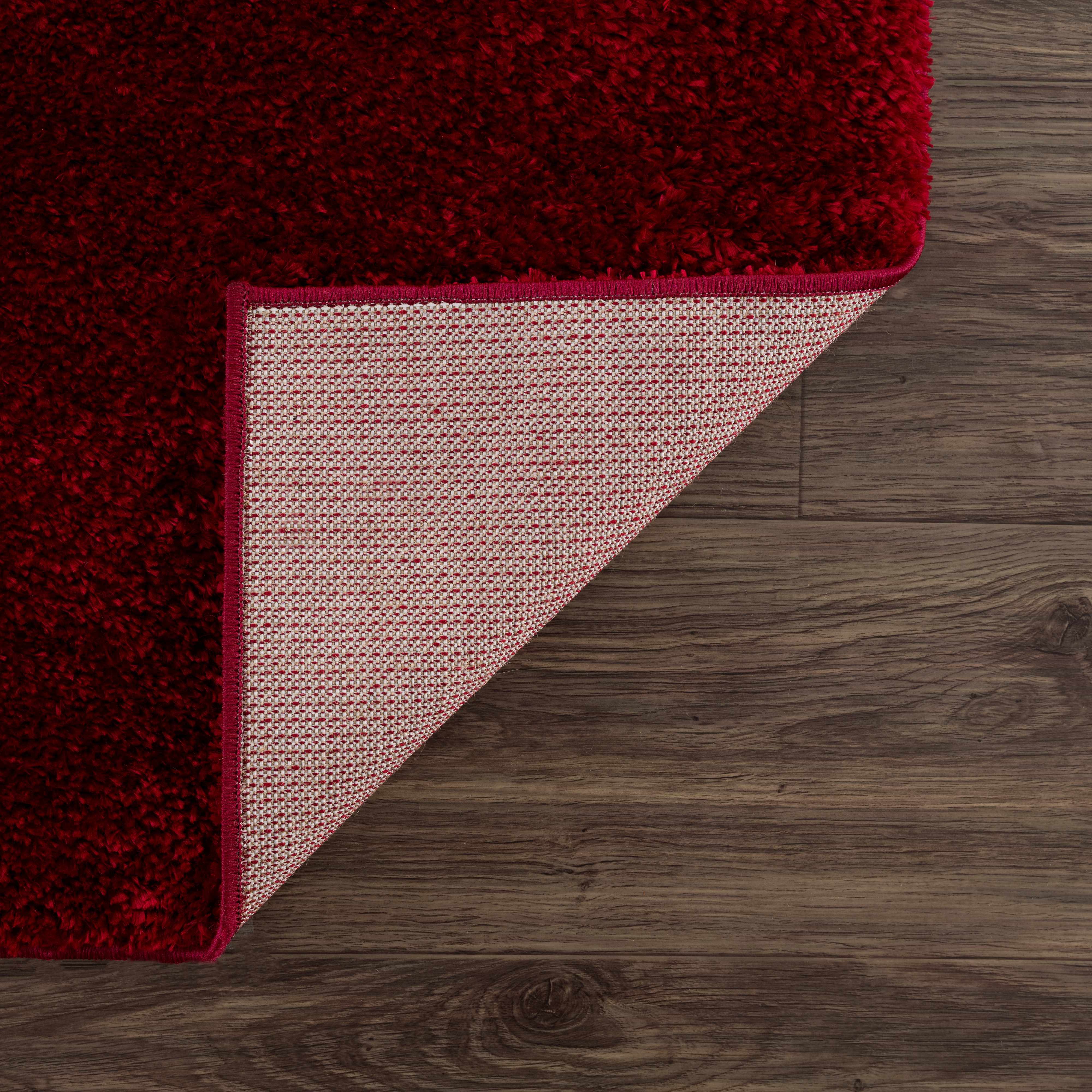 Alfombra de felpa roja sólida Heavenly - Liquidación