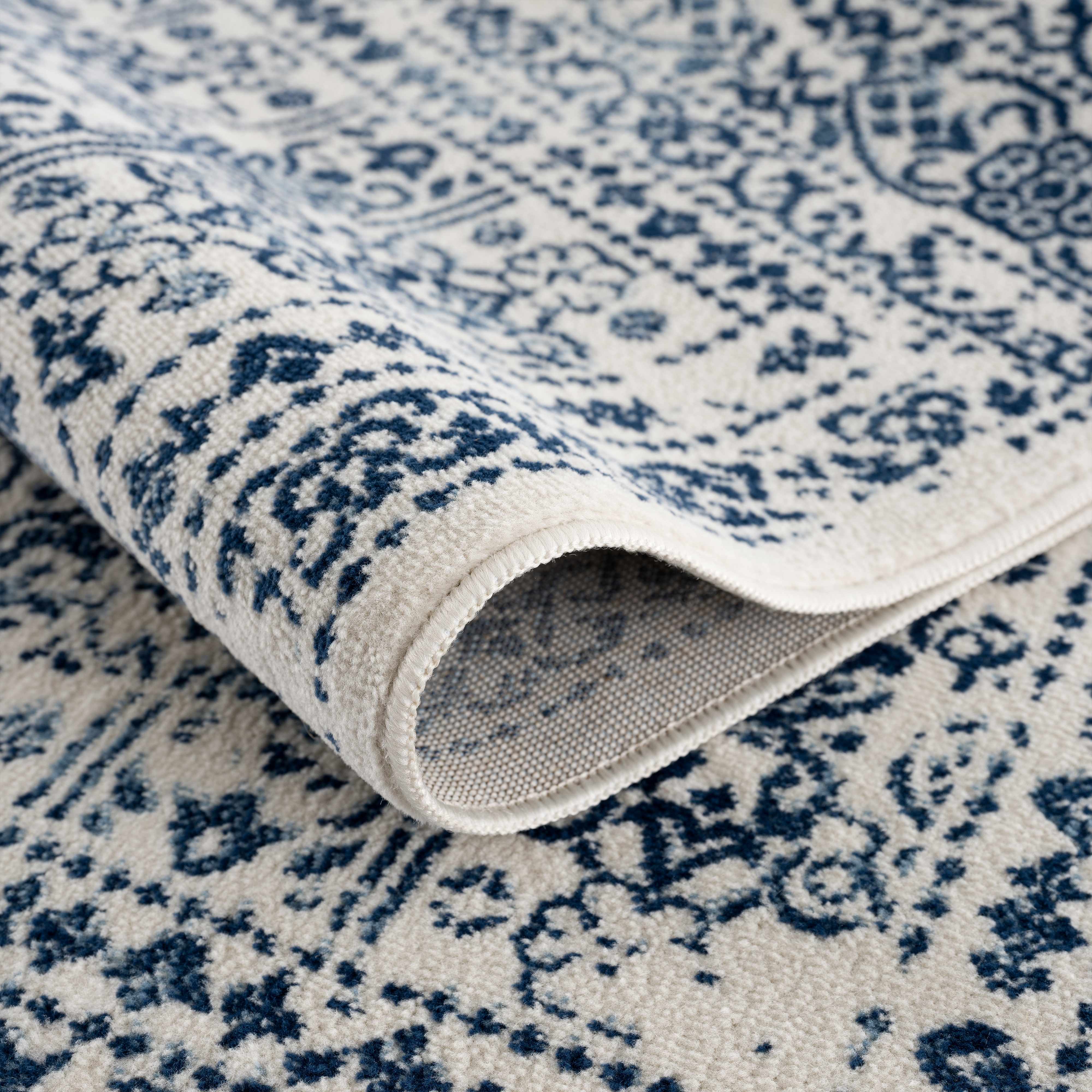 Alfombra azul Michie - Liquidación