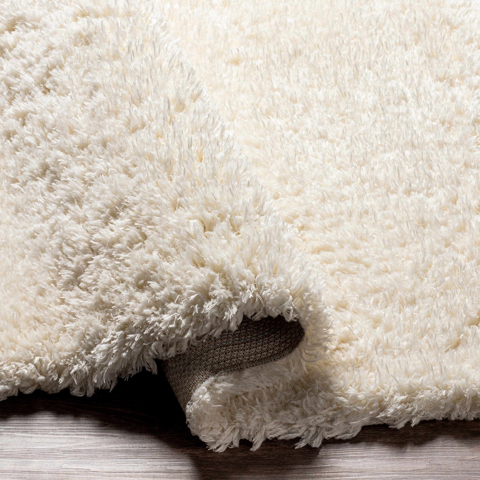Alfombra de felpa color crema liso Siari