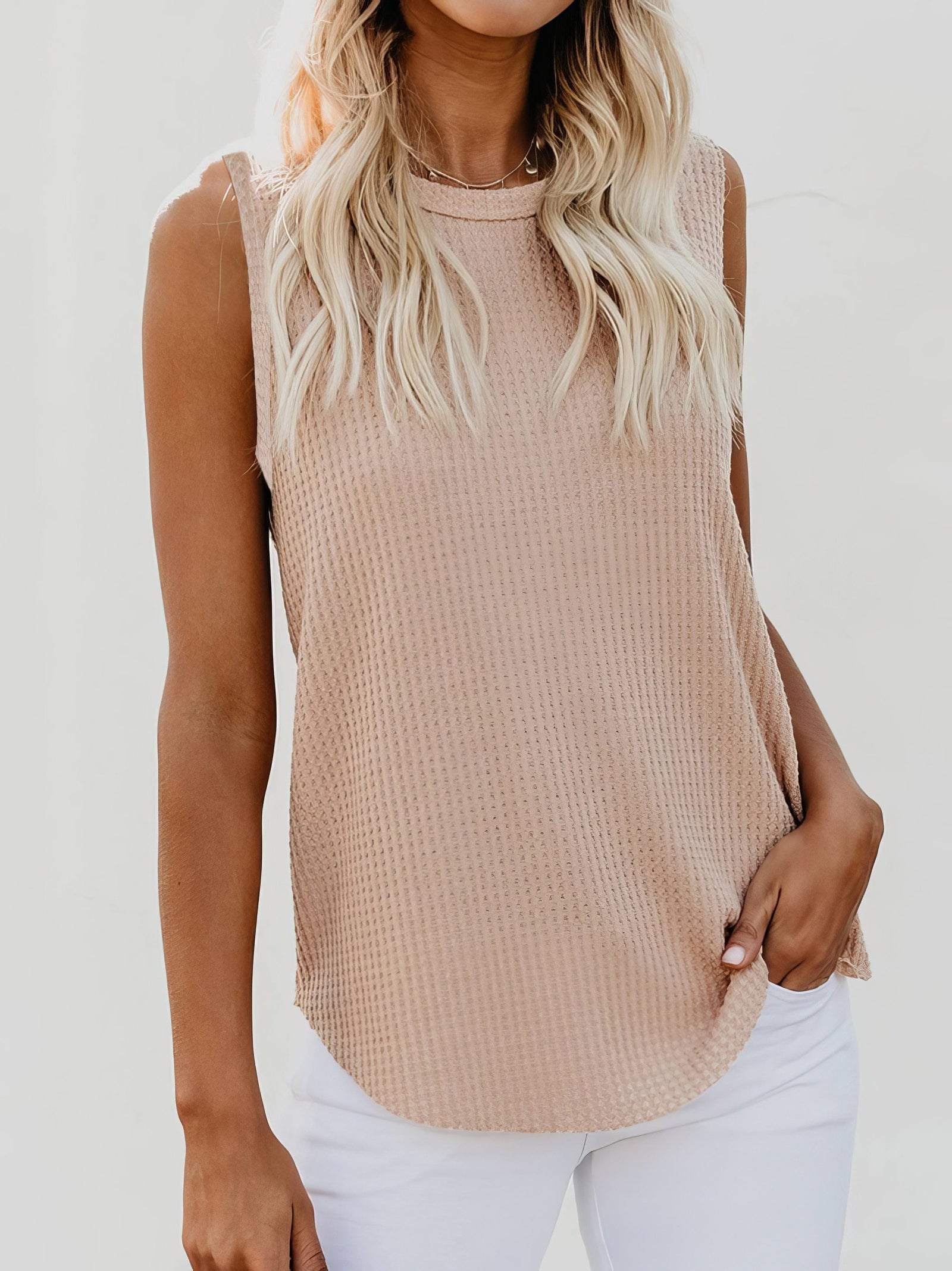 Solid Color Sleeveless Shirt