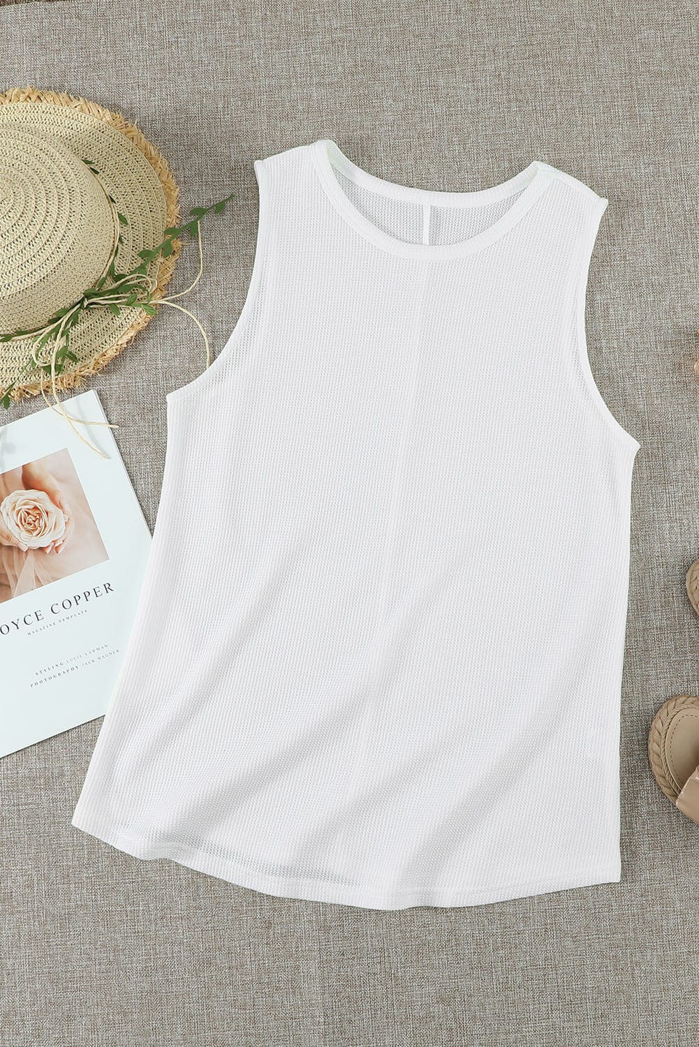Solid Color Sleeveless Shirt