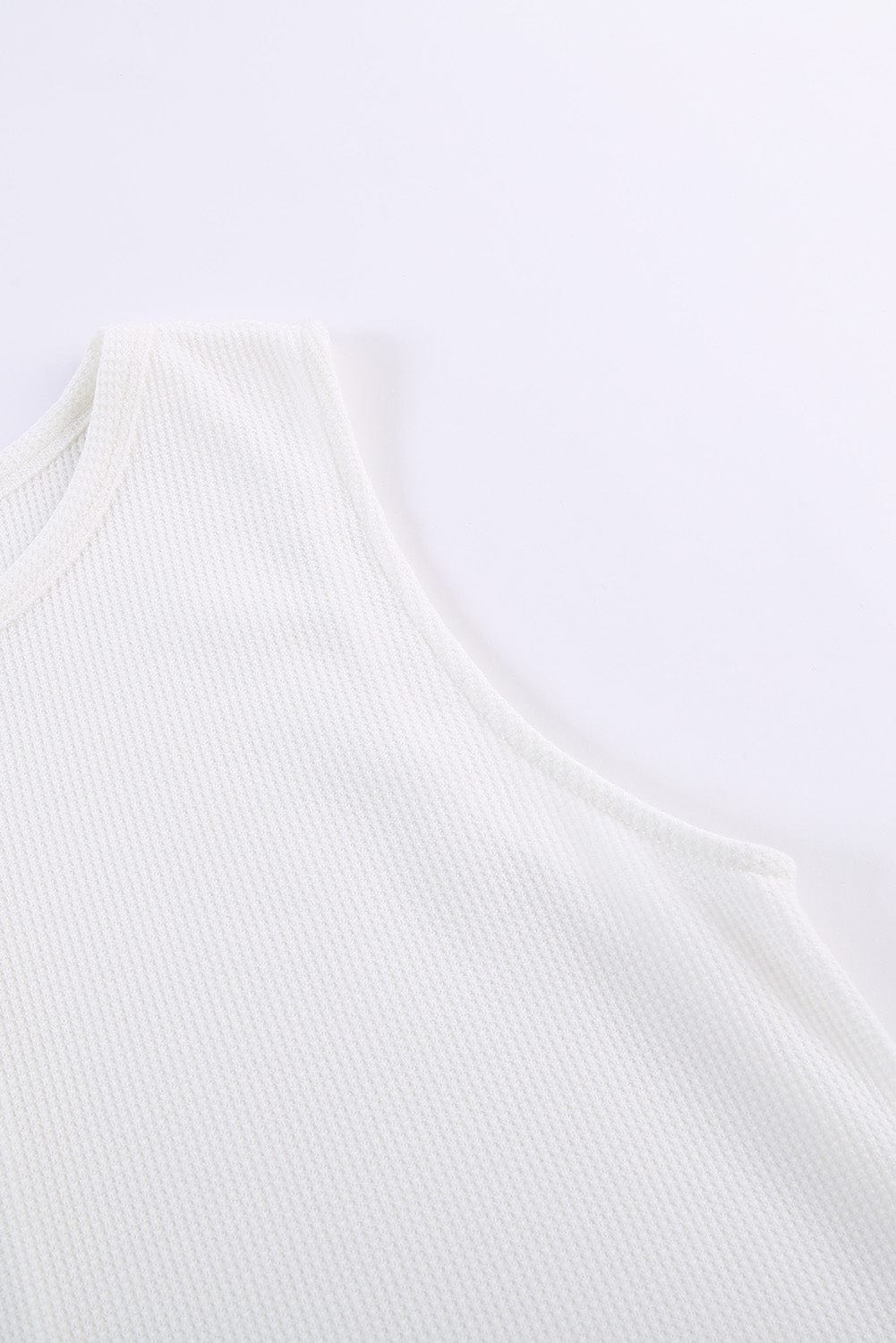 Solid Color Sleeveless Shirt