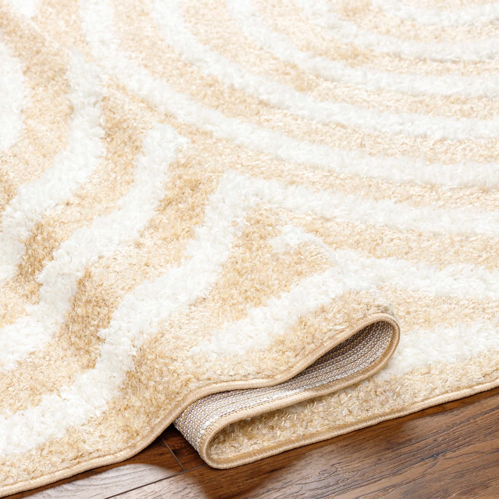 Alfombra beige Arnel
