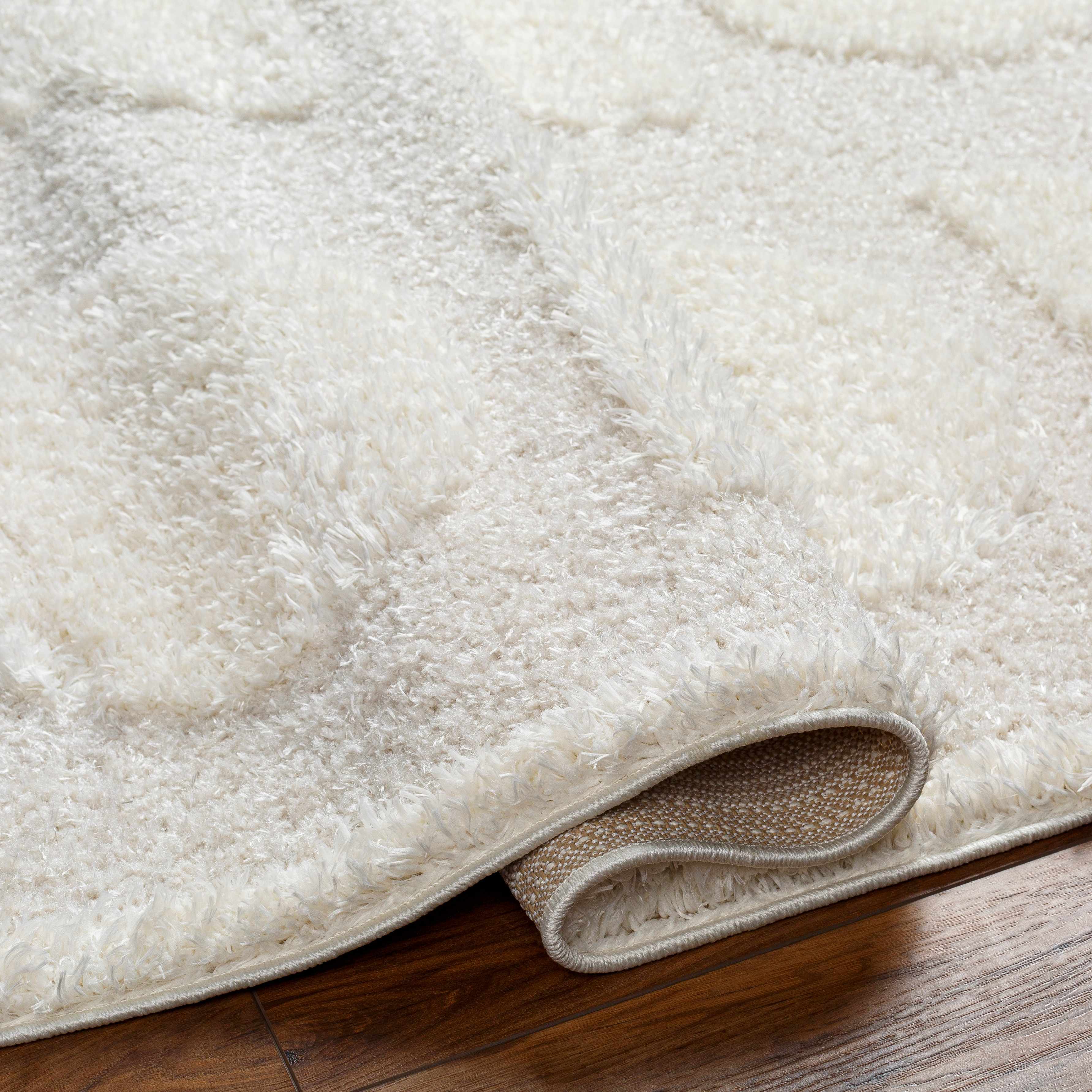 Alfombra Dason color crema - Liquidación