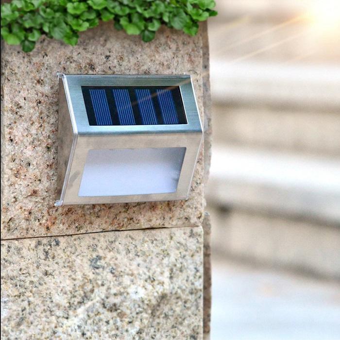 Luces LED solares para escalones de acero inoxidable | Encendido y apagado automático desde el anochecer hasta el amanecer | (Modelo 2024) 