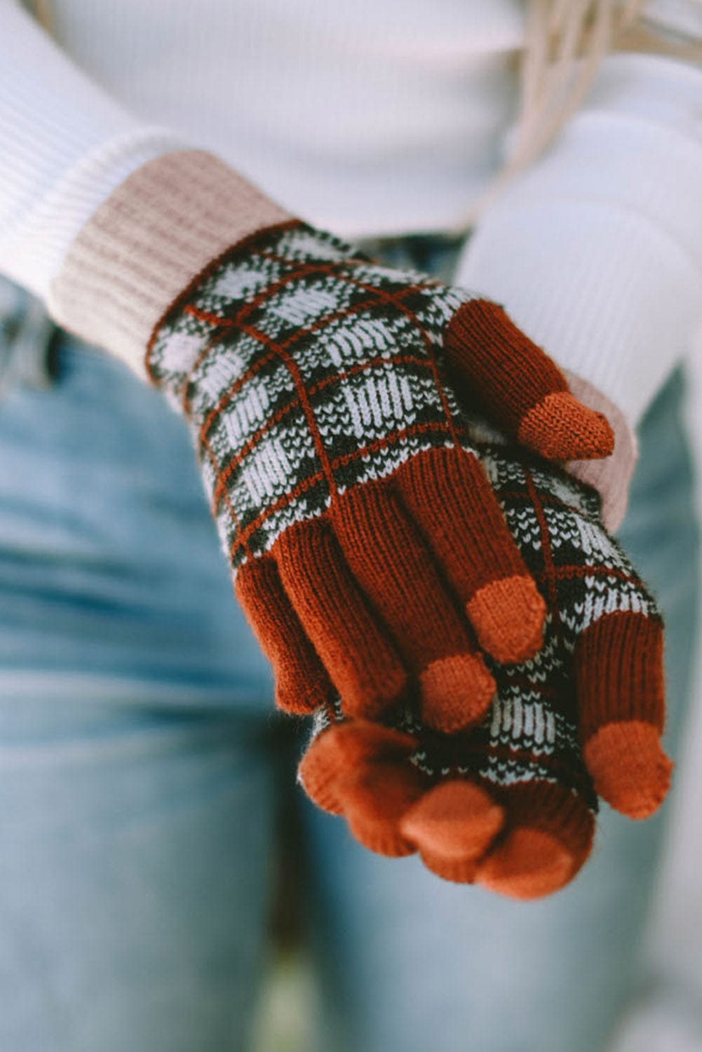 Stylish Red Tartan Touchscreen Winter Gloves