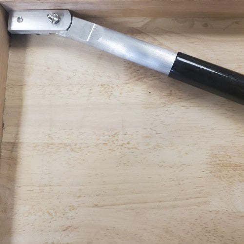 Raspador de mano con cabezal pivotante