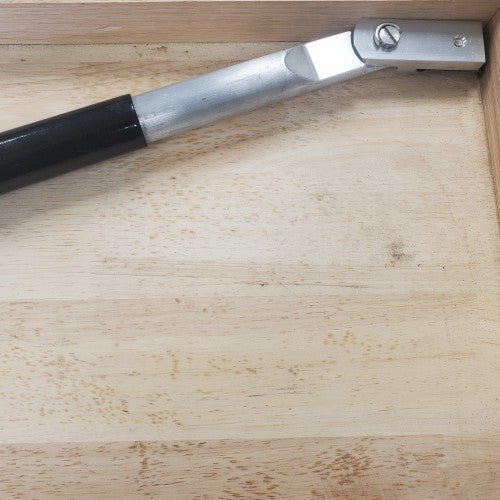 Raspador de mano con cabezal pivotante