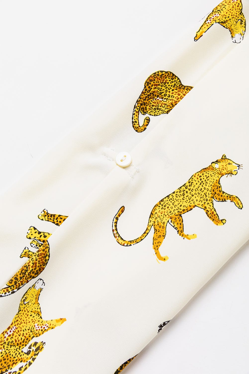 Chic Leopard Print Top