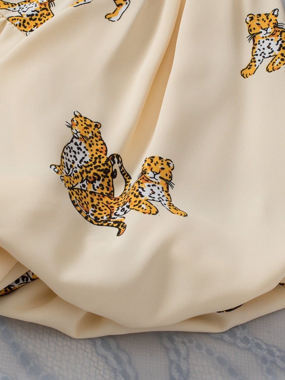Chic Leopard Print Top