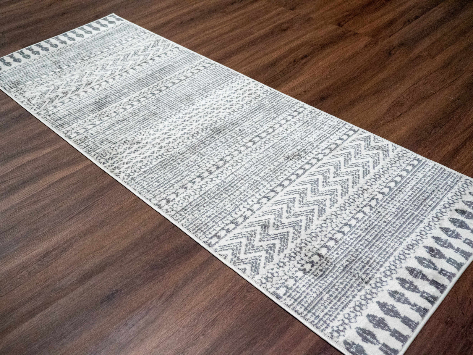 Tigri Aztec Ivory & Gray 2311 Rug - Promo