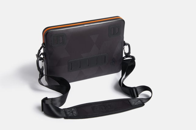 Scratch N Dent ugo® Black Geo Collection Tablet Case