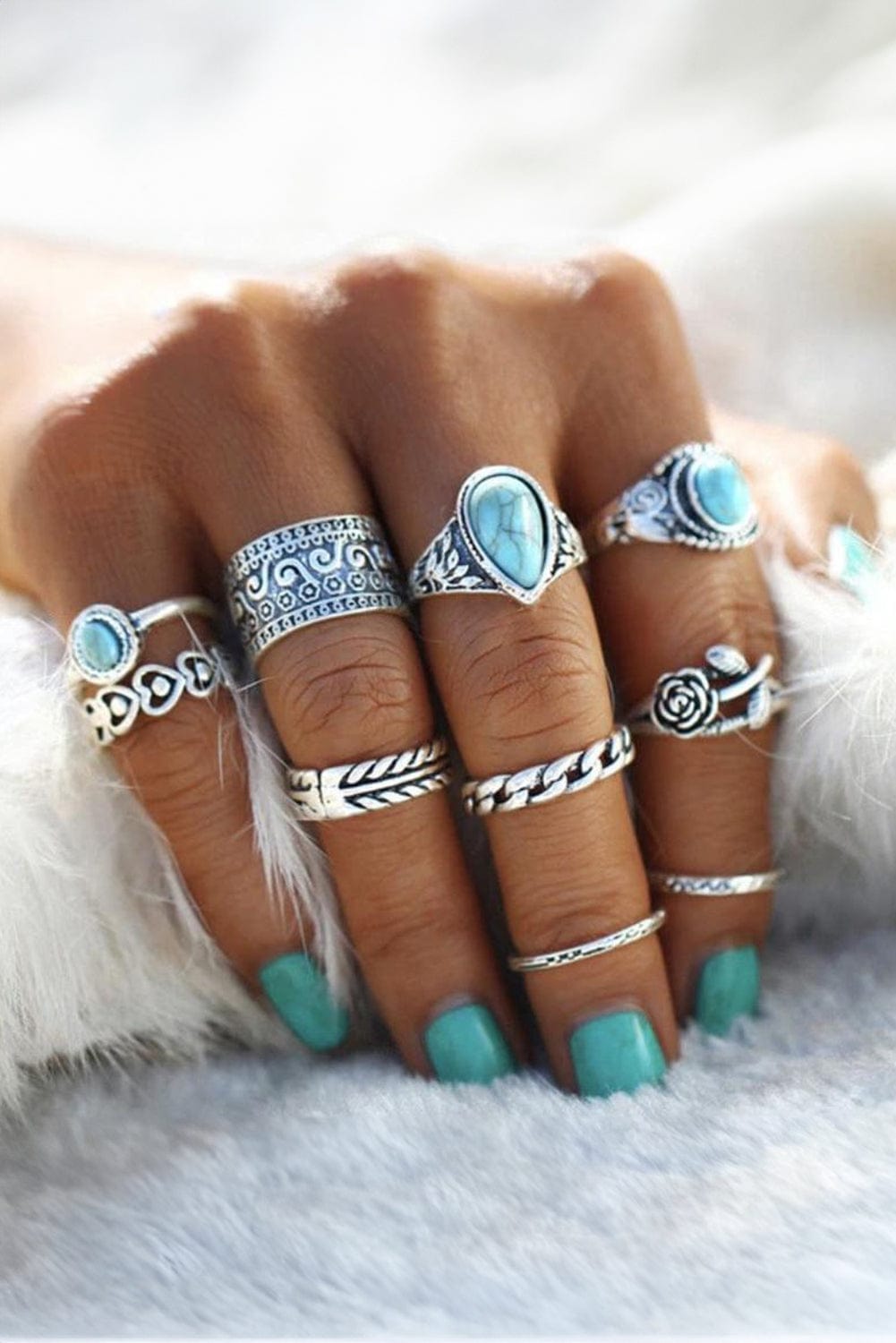 Vintage Turquoise Floral Ring Set - 10 Pieces with Dark Green Details