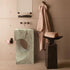 Lavabo independiente con pedestal de diseño de travertino de nogal con forma de hogar (ancho) 18" (largo) 18" (alto) 33"
