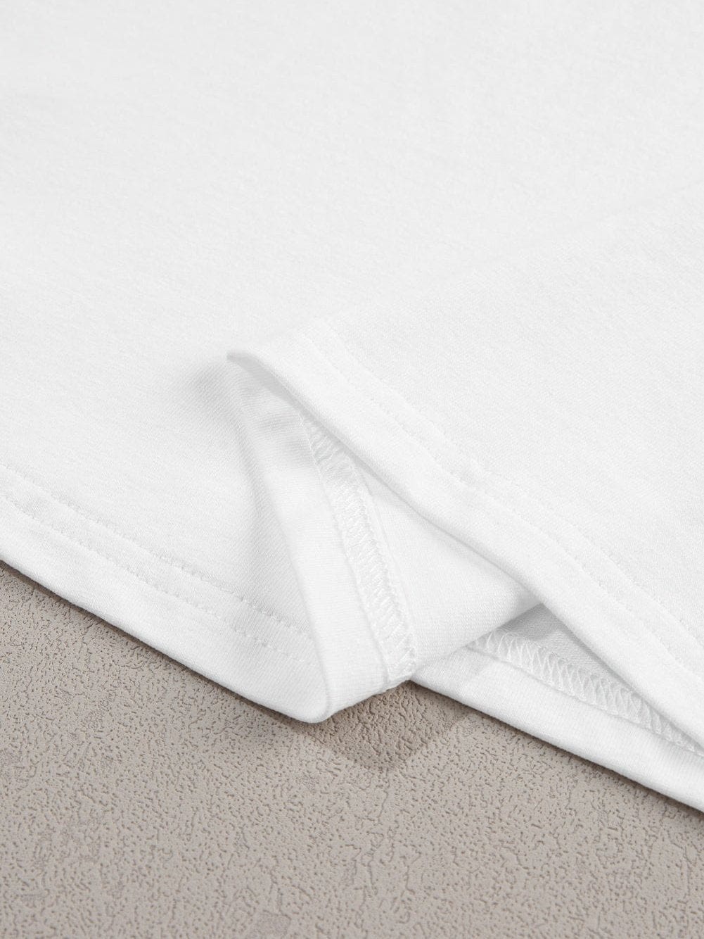 Effortless Chic White Puff Sleeve Top