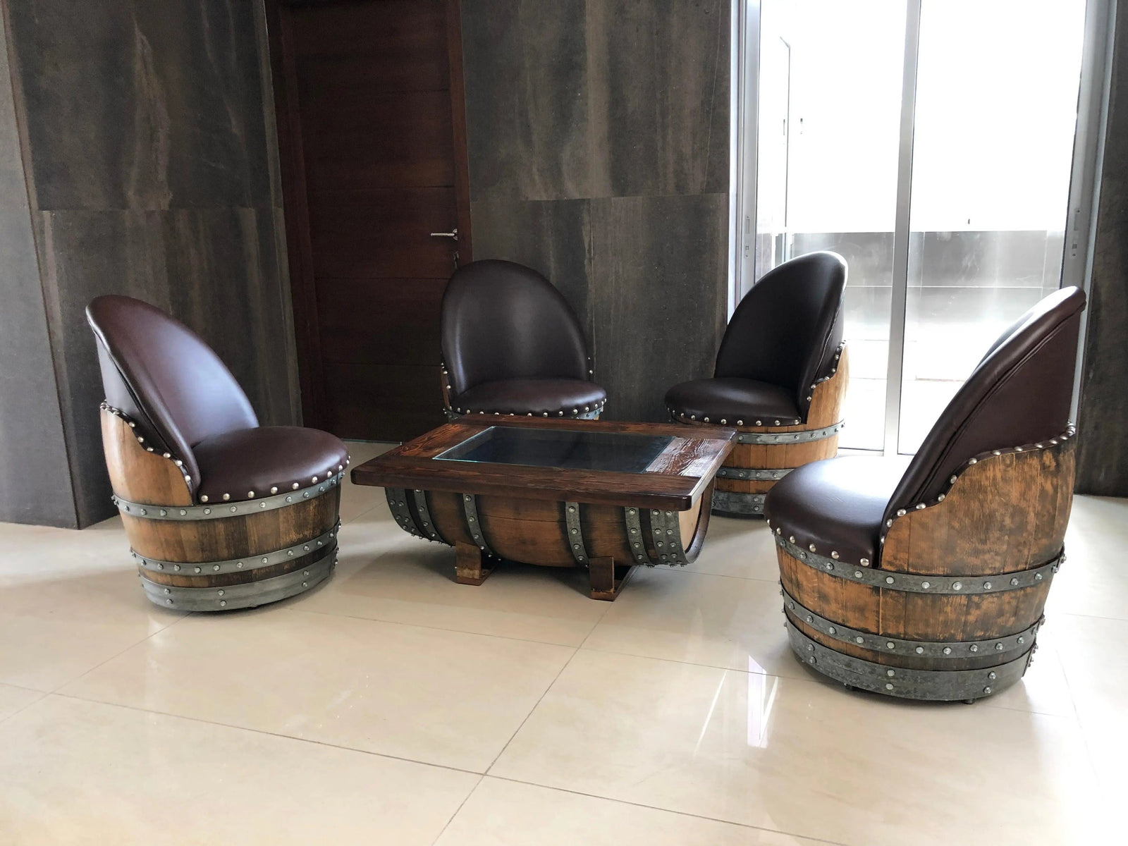 Mesa de centro de barril con tapa de cristal extraíble - Mesa de almacenamiento de barril de vino, whisky y bourbon - Muebles rústicos